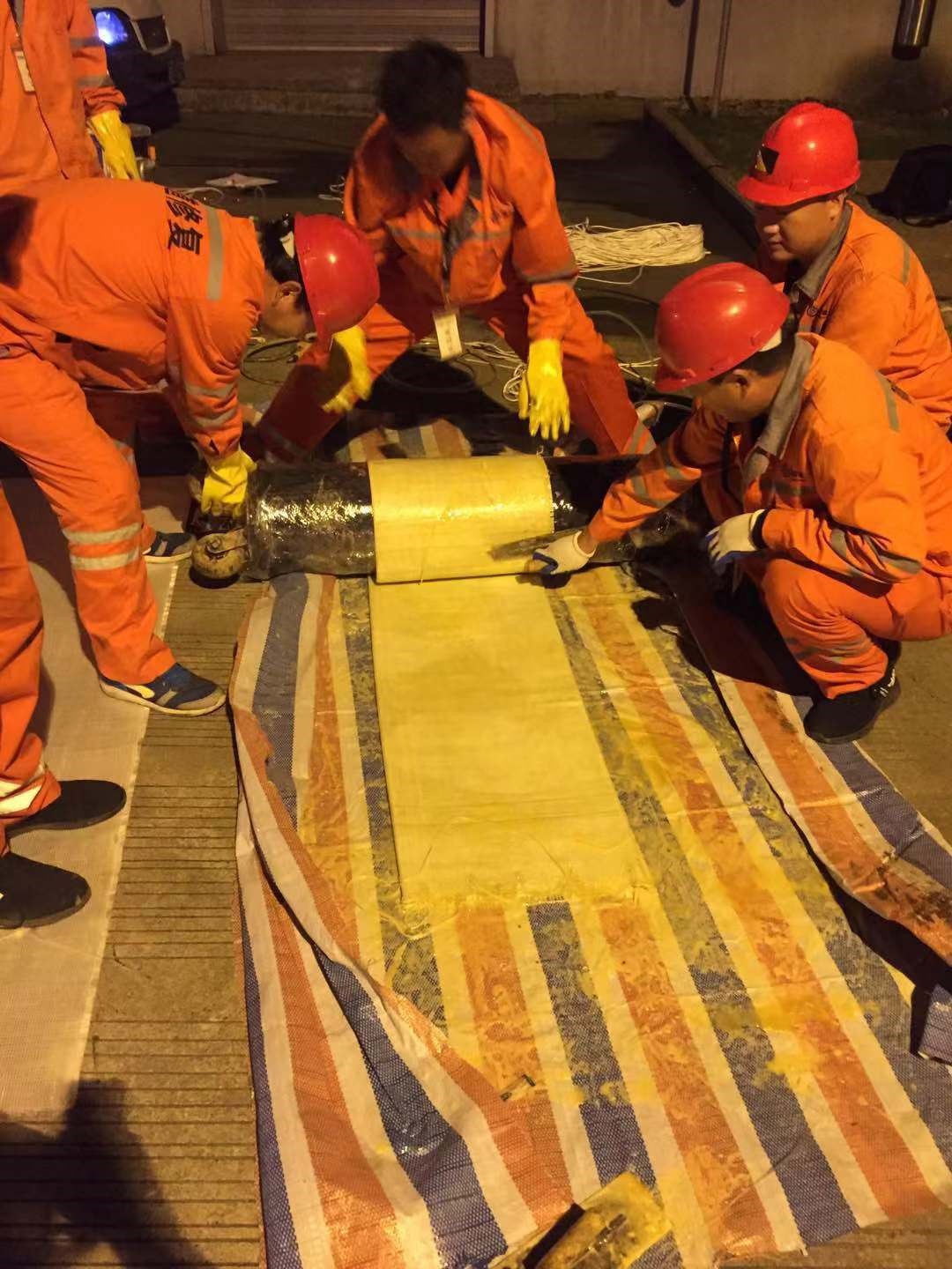 横栏镇CIPP局部树脂固化法